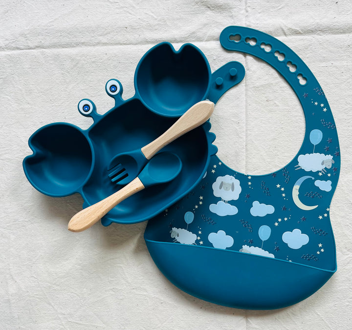 TASTY Set assiette couverts bavoir en silicone pour bébé Bleu Baleine -  Équipement et accessoires bébé 0-23 mois - Puériculture - Enfants, jouets  et jeux